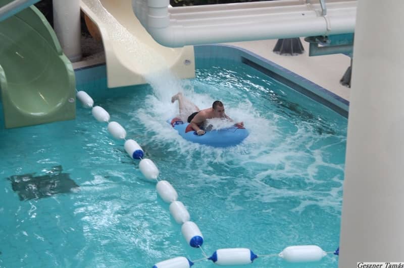 Tobogány a aquapark Gyula
