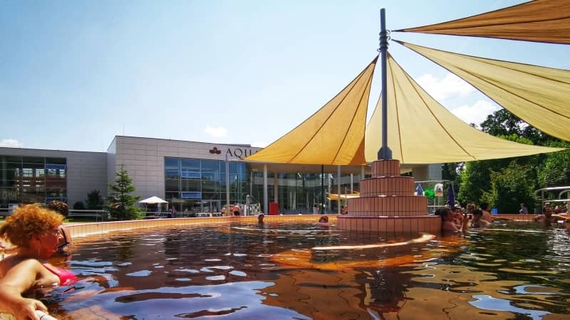 Termálny aquapark Gyula (Gyulai Várfürdő) - bazény